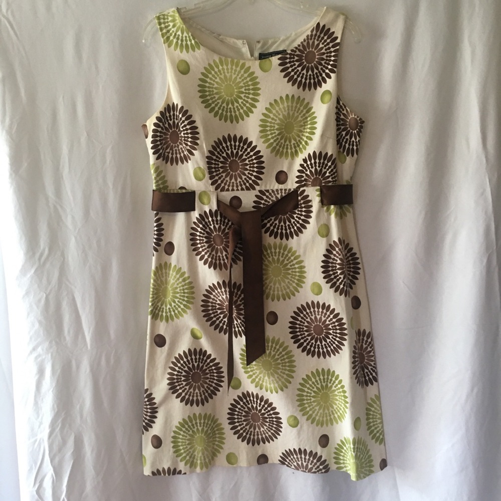 Jessica Howard      dress      size 12